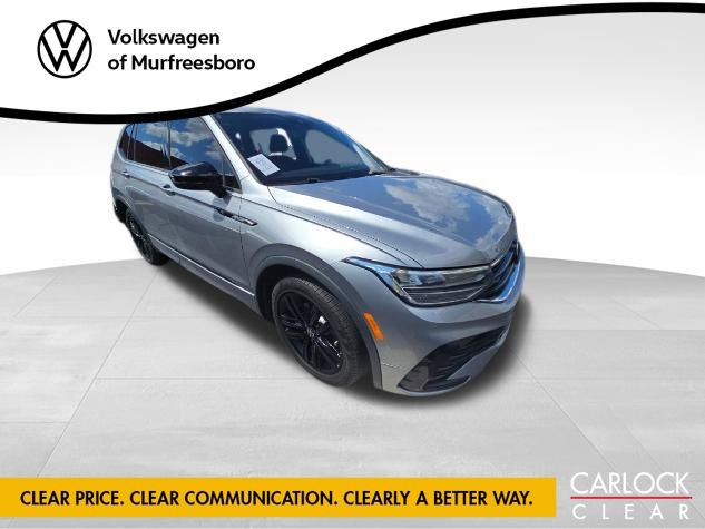 2022 Volkswagen Tiguan SE R-Line Black photo 2