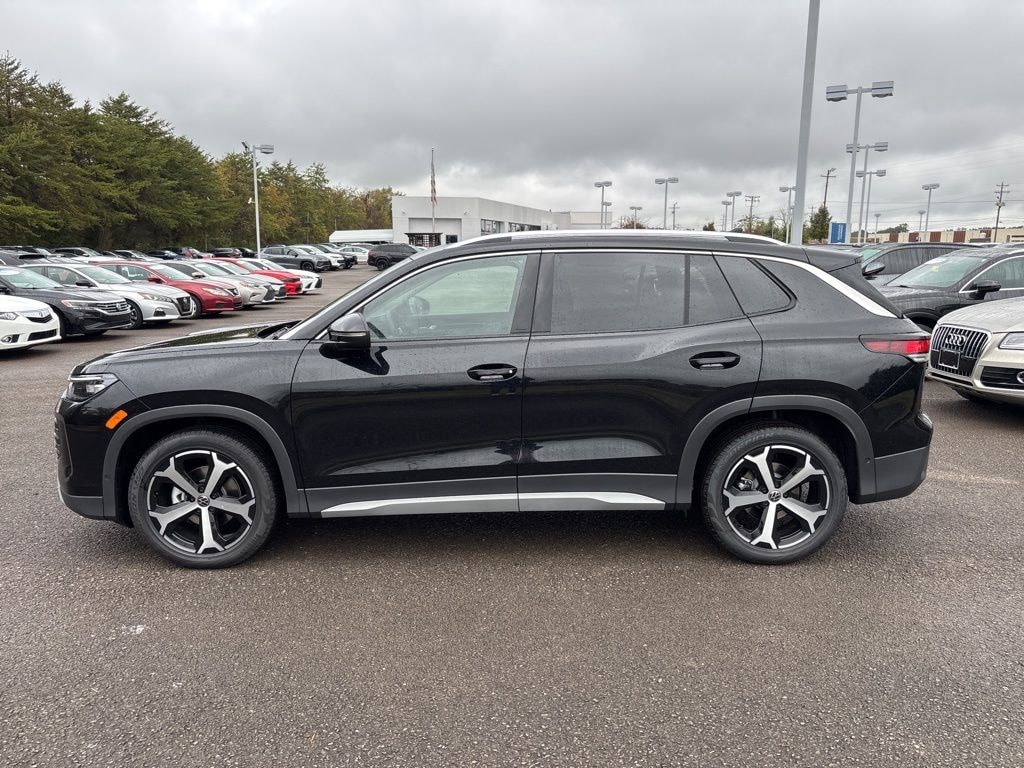 New 2026 Volkswagen Tiguan 2.0T SE SUV