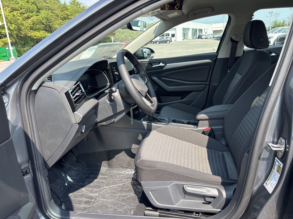 2025 Volkswagen Jetta S - Photo 13