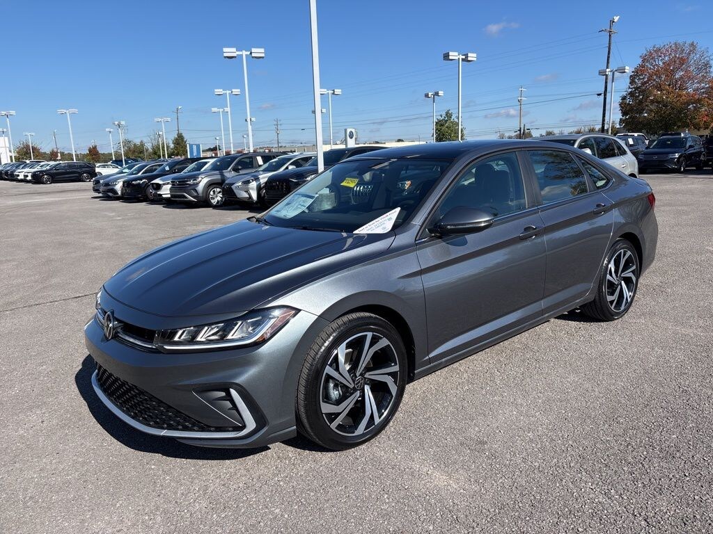 New 2026 Volkswagen Jetta 1.5T SEL Sedan