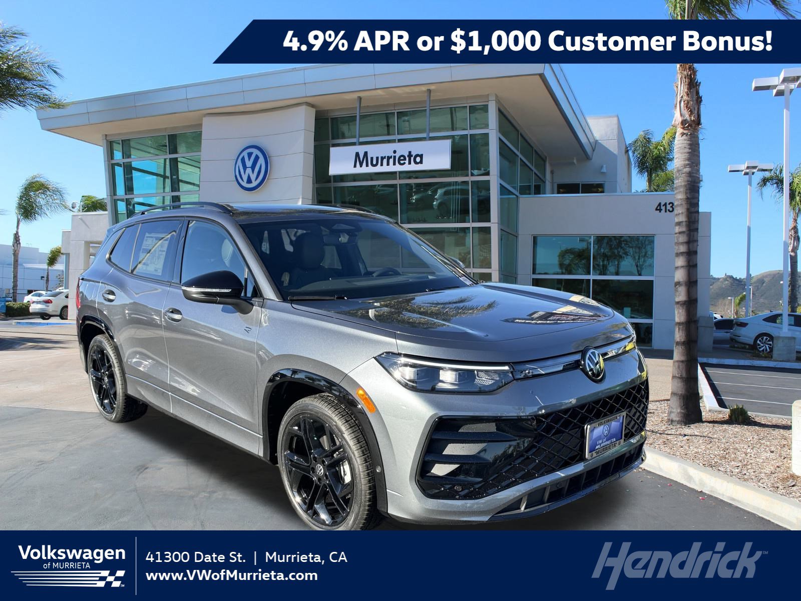 2026 Volkswagen Tiguan SE R-LINE BLACK's photo