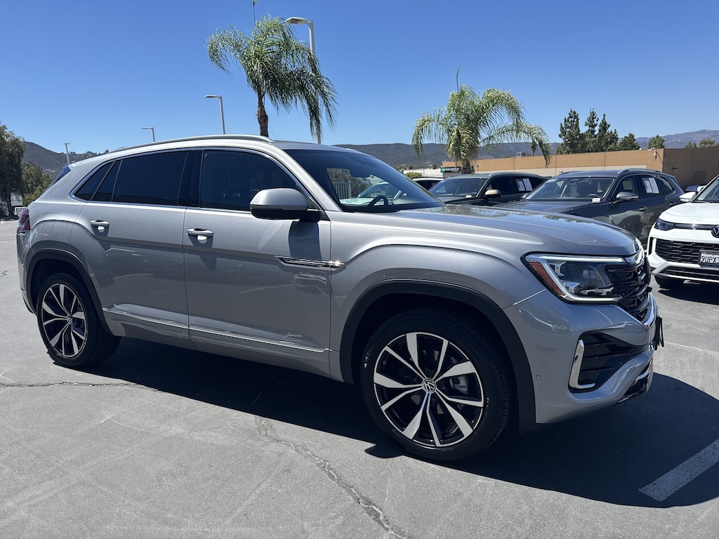 Used 2025 Volkswagen Atlas Cross Sport 2.0T SEL Premium R-Line SUV