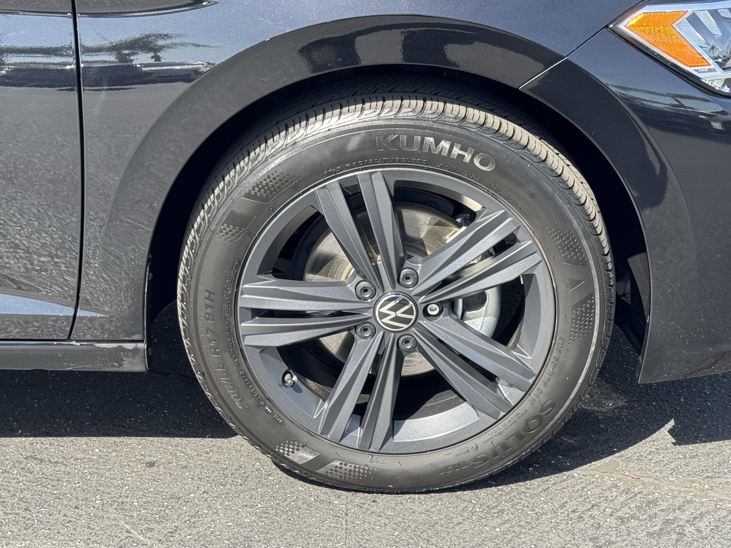 2024 Volkswagen Jetta 1.5T SE photo 3