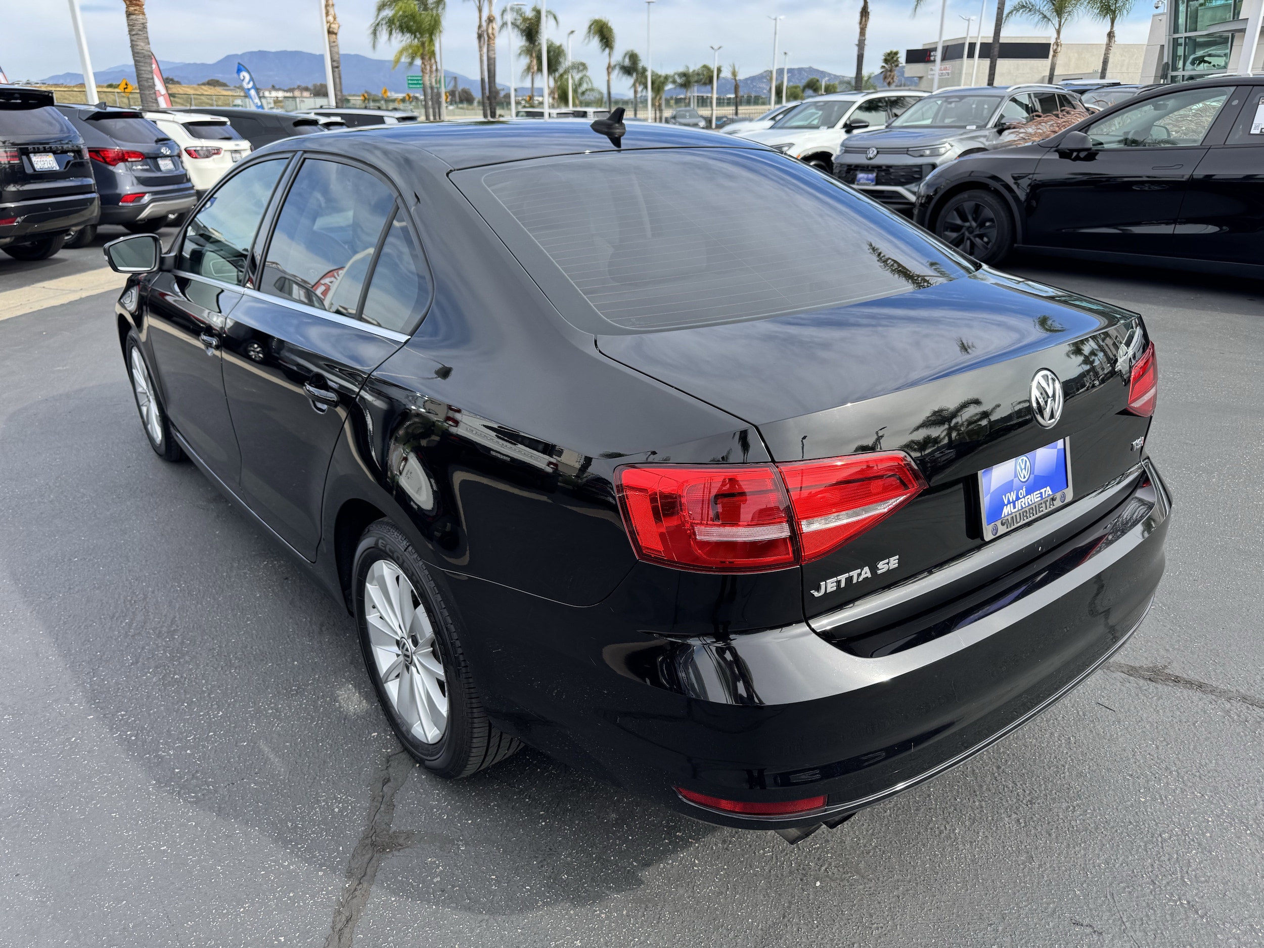 2015 Volkswagen Jetta 1.8T SE w/Connectivity/PZEV photo 3