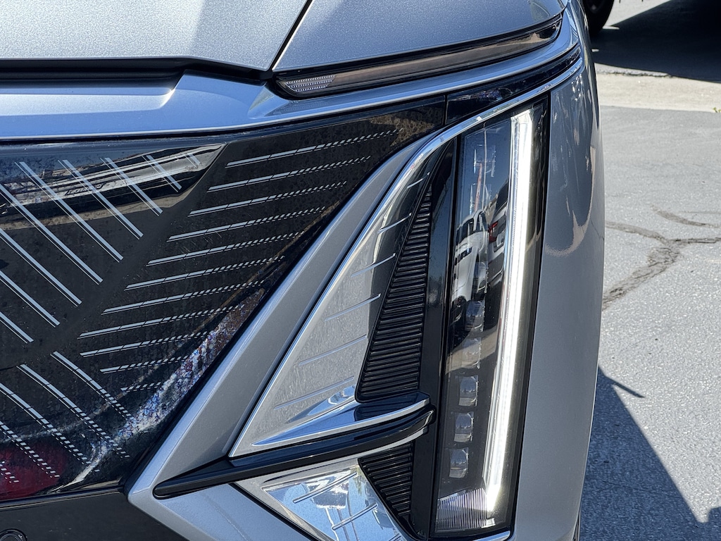 Used 2024 CADILLAC Lyriq Luxury SUV