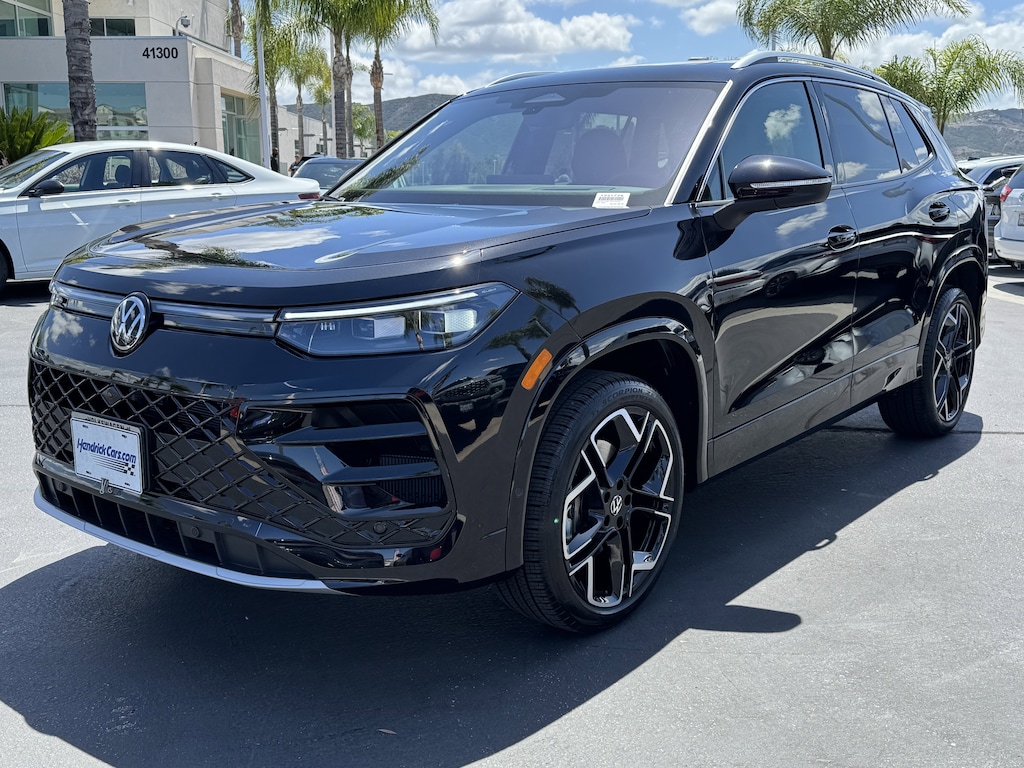 Used 2026 Volkswagen Tiguan SEL R-Line Turbo SUV