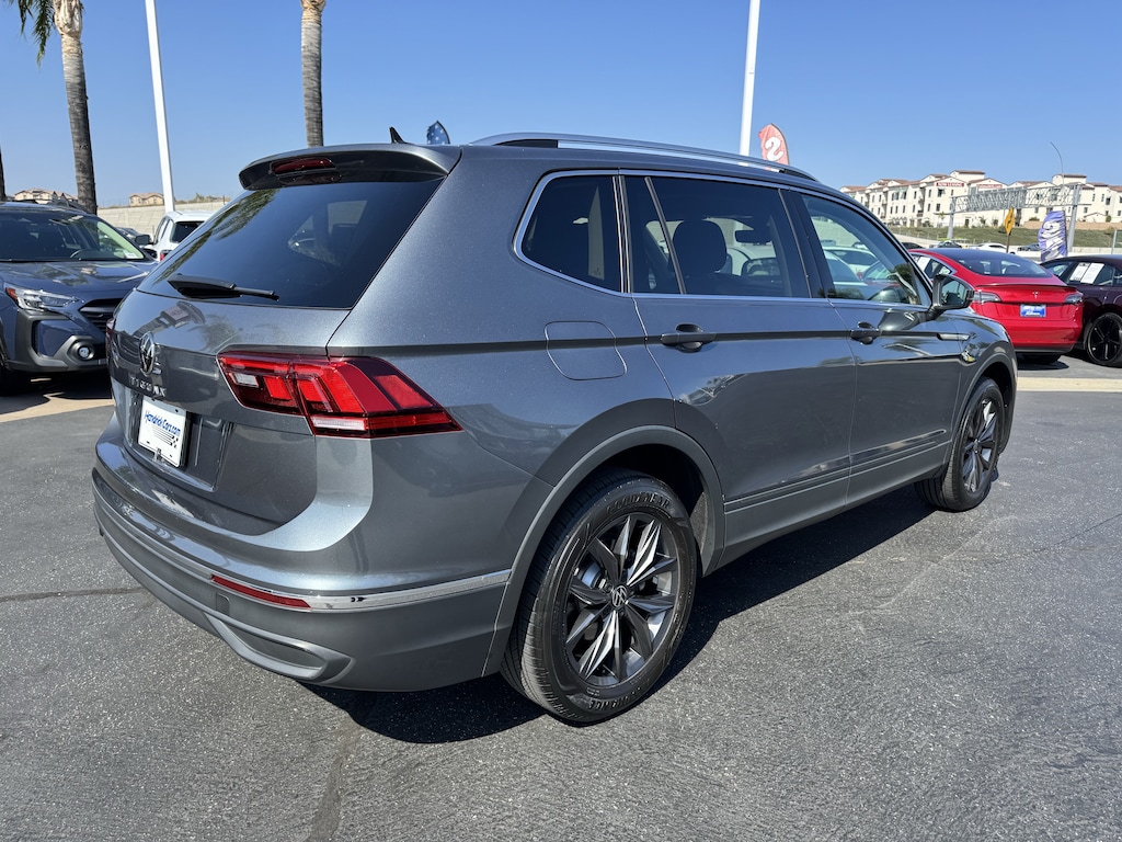 Used 2023 Volkswagen Tiguan SE SUV