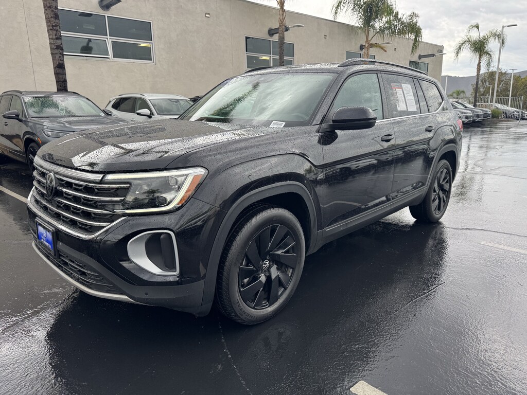 Certified 2024 Volkswagen Atlas 2.0T SE w/Technology SUV