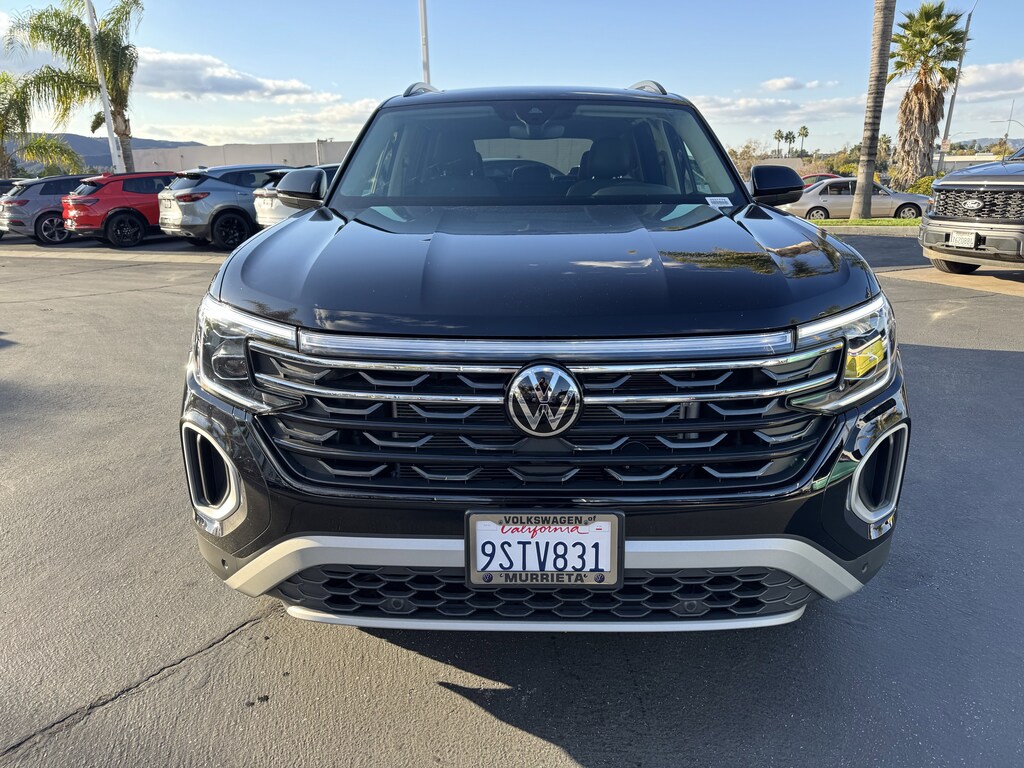 Used 2025 Volkswagen Atlas 2.0T Peak Edition SUV