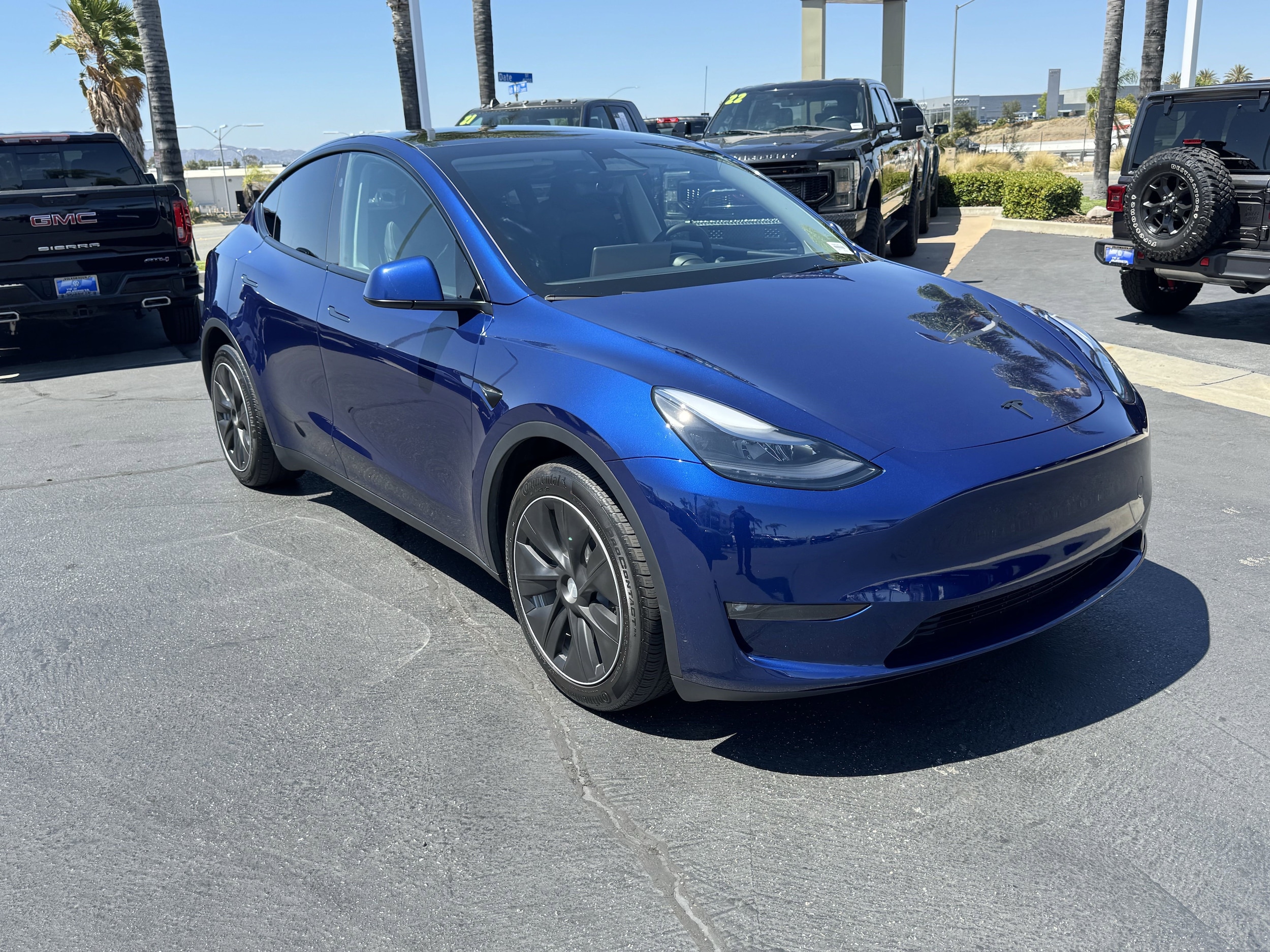 Used 2024 Tesla Model Y Long Range with VIN 7SAYGDEE3RF060477 for sale in Northfield, Minnesota