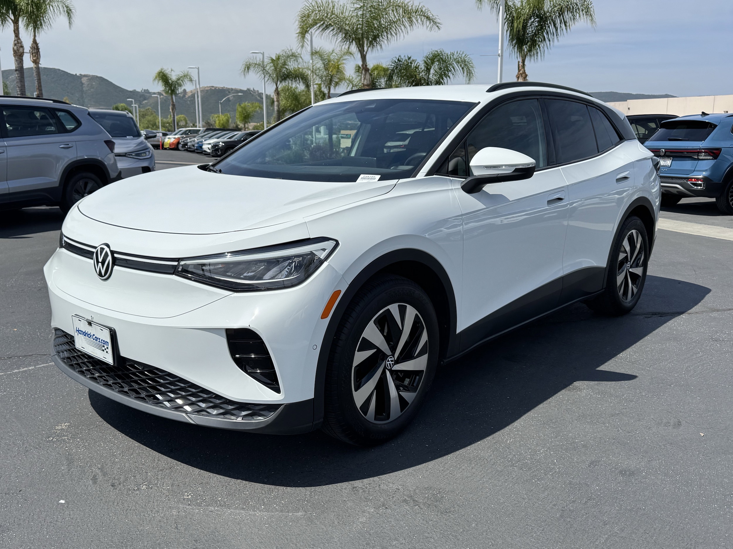 2023 Volkswagen ID.4 Standard photo 4