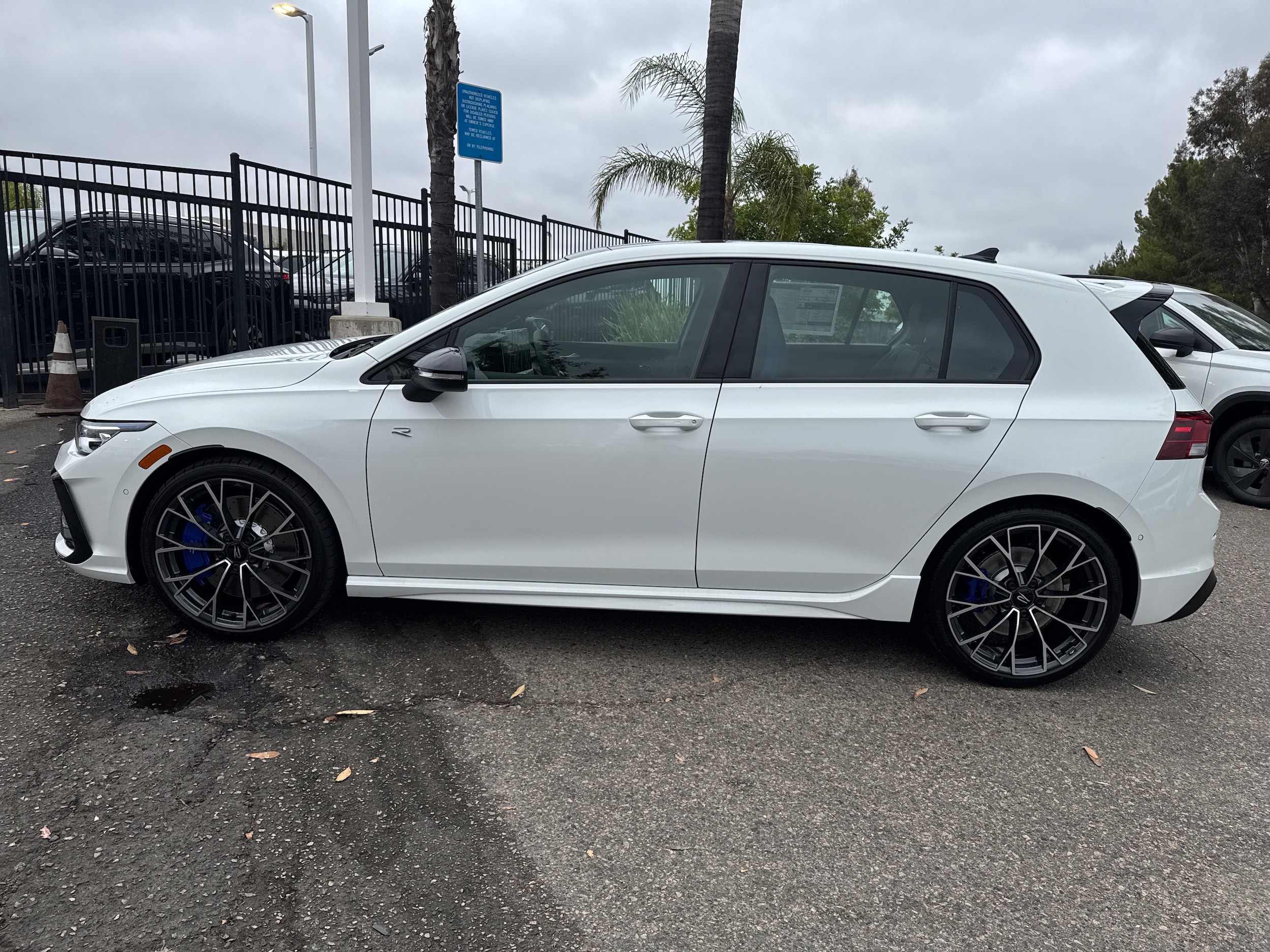 Volkswagen Golf R 2.0T