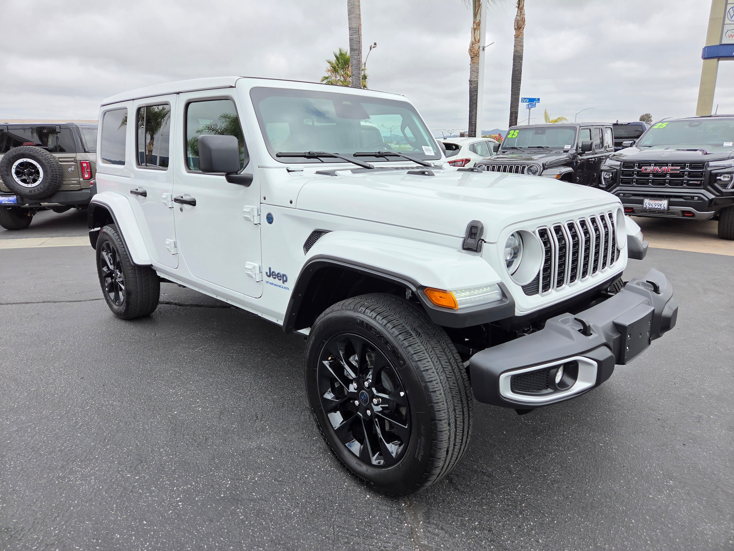 Jeep Wrangler 4xe Sahara