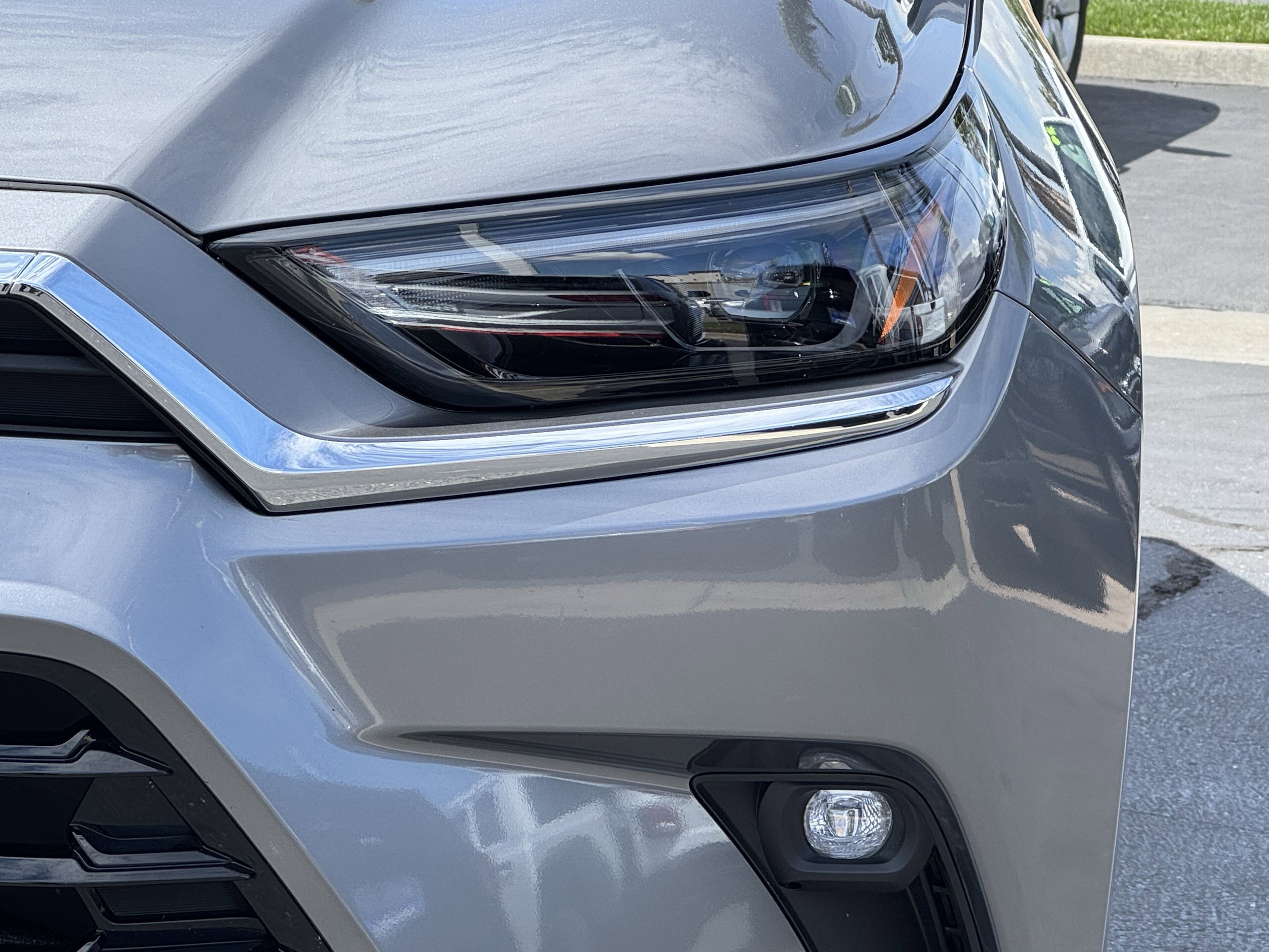 2026 Toyota Grand Highlander Limited photo 4