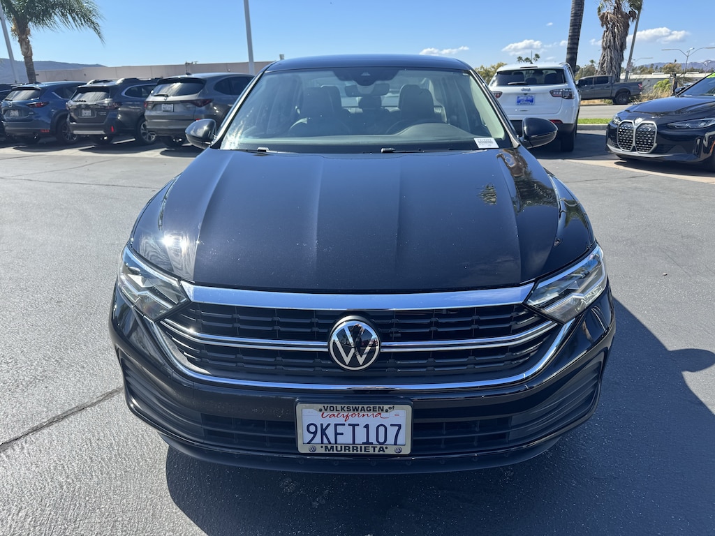Used 2024 Volkswagen Jetta SE Sedan