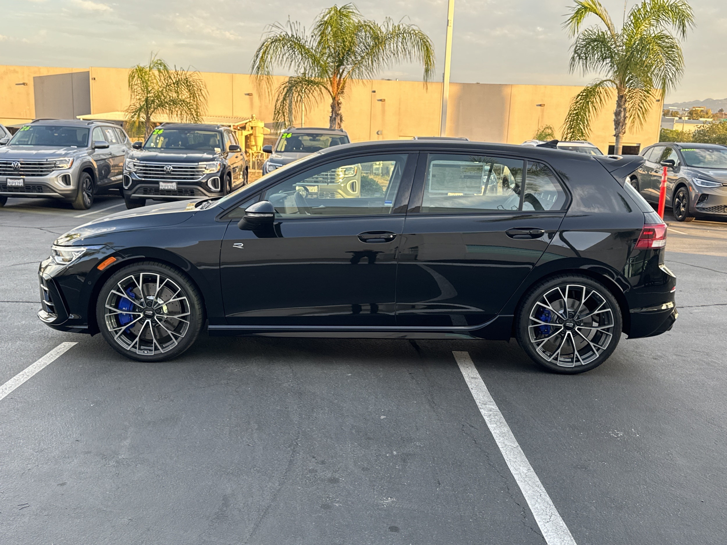 Volkswagen Golf R Base
