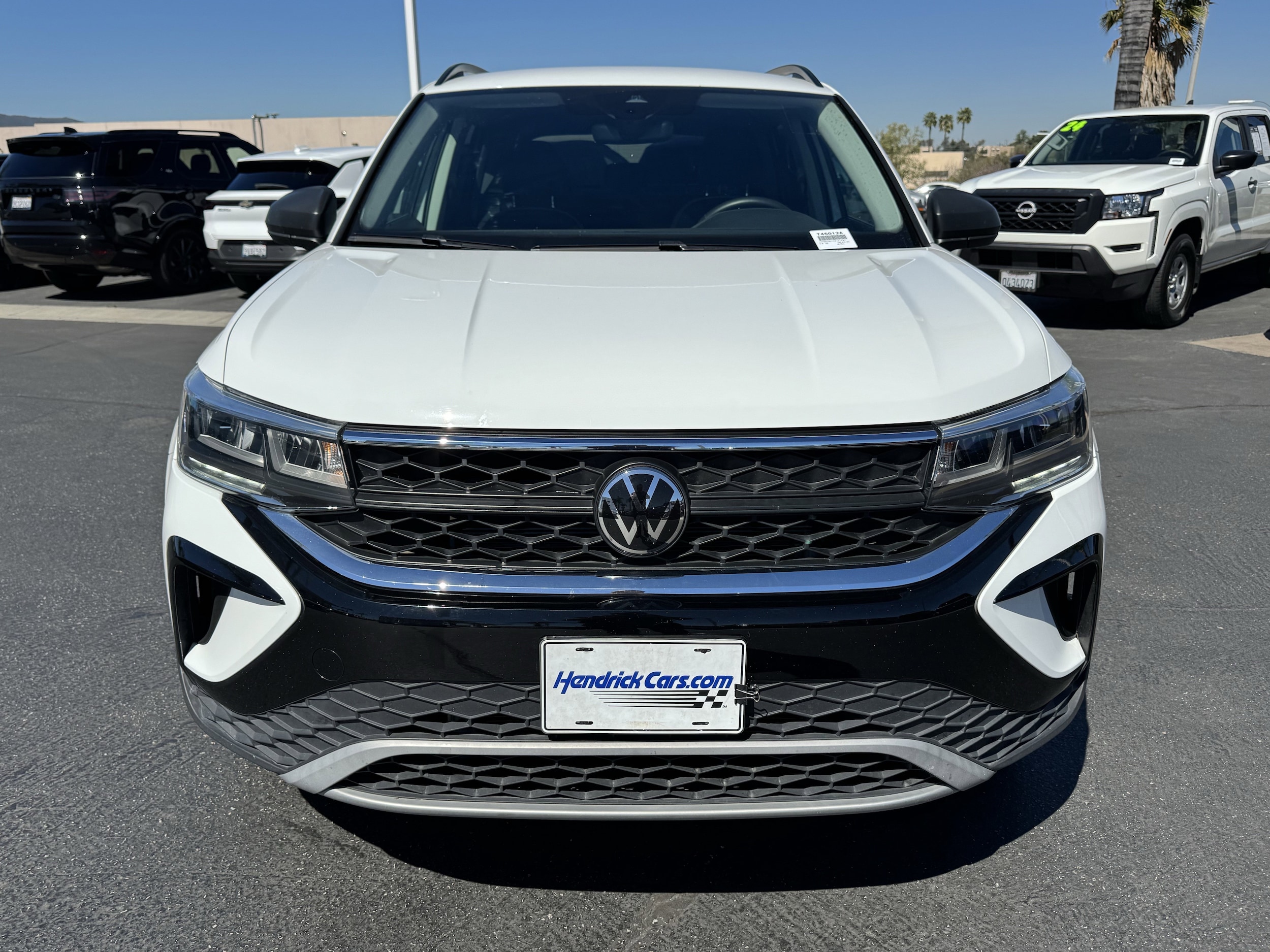 2023 Volkswagen Taos 1.5T S photo 2