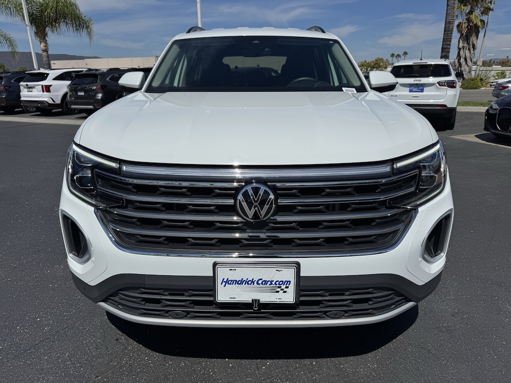 Used 2024 Volkswagen Atlas 2.0T SE w/Technology SUV