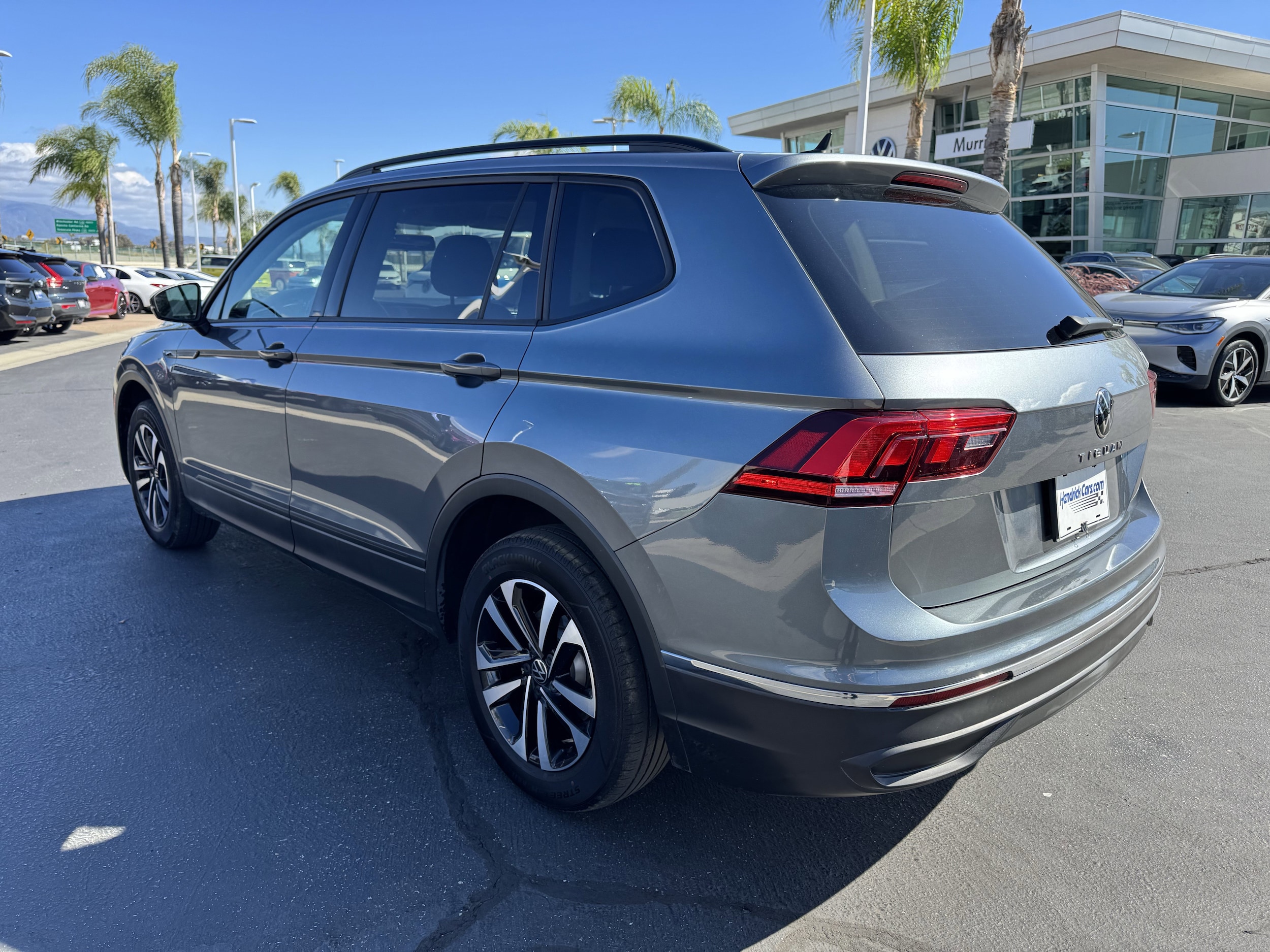 2022 Volkswagen Tiguan 2.0T S photo 3
