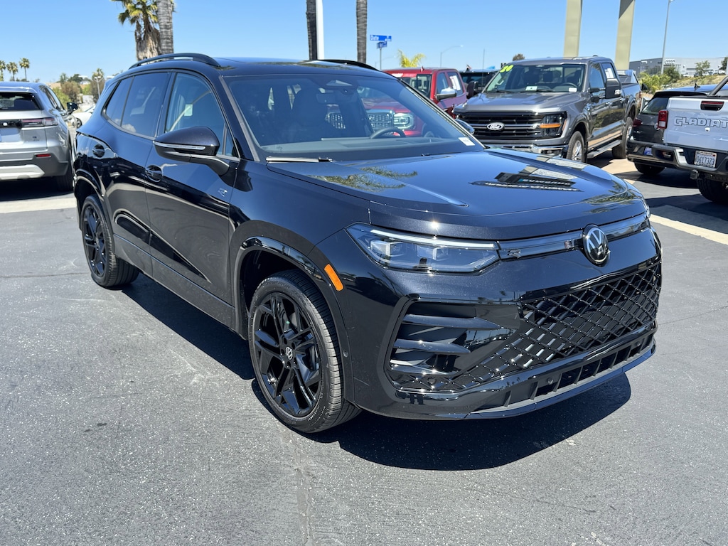 Certified 2026 Volkswagen Tiguan SE R-Line Black SUV