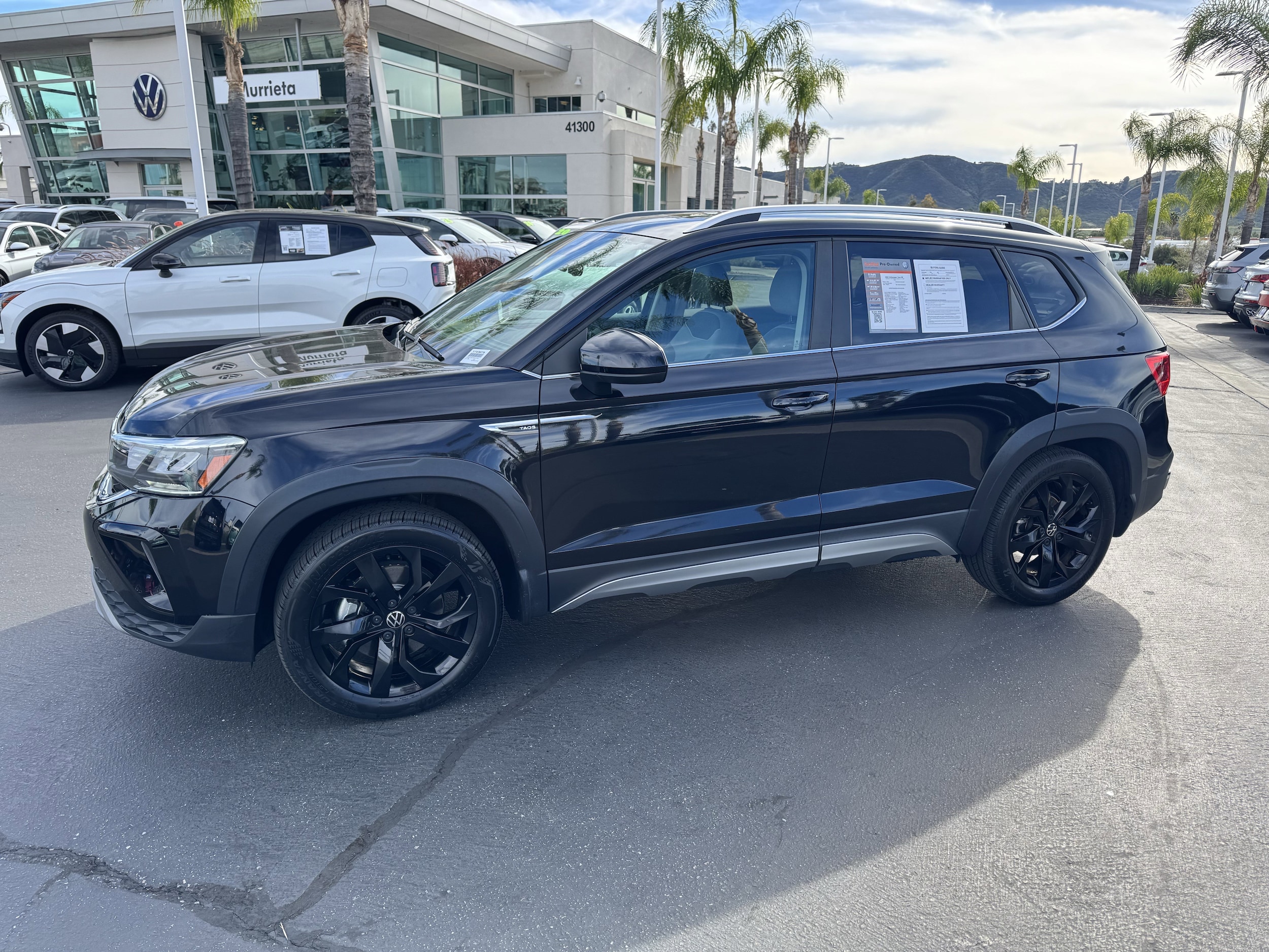 2023 Volkswagen Taos 1.5T SE photo 6