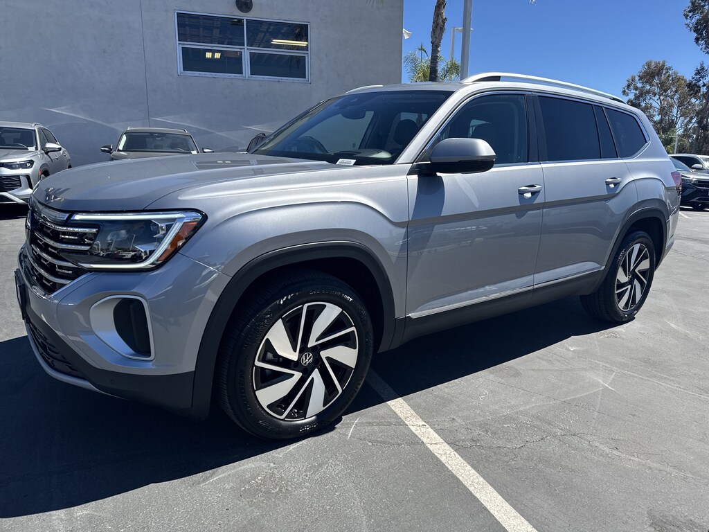 Used 2025 Volkswagen Atlas 2.0T SEL SUV