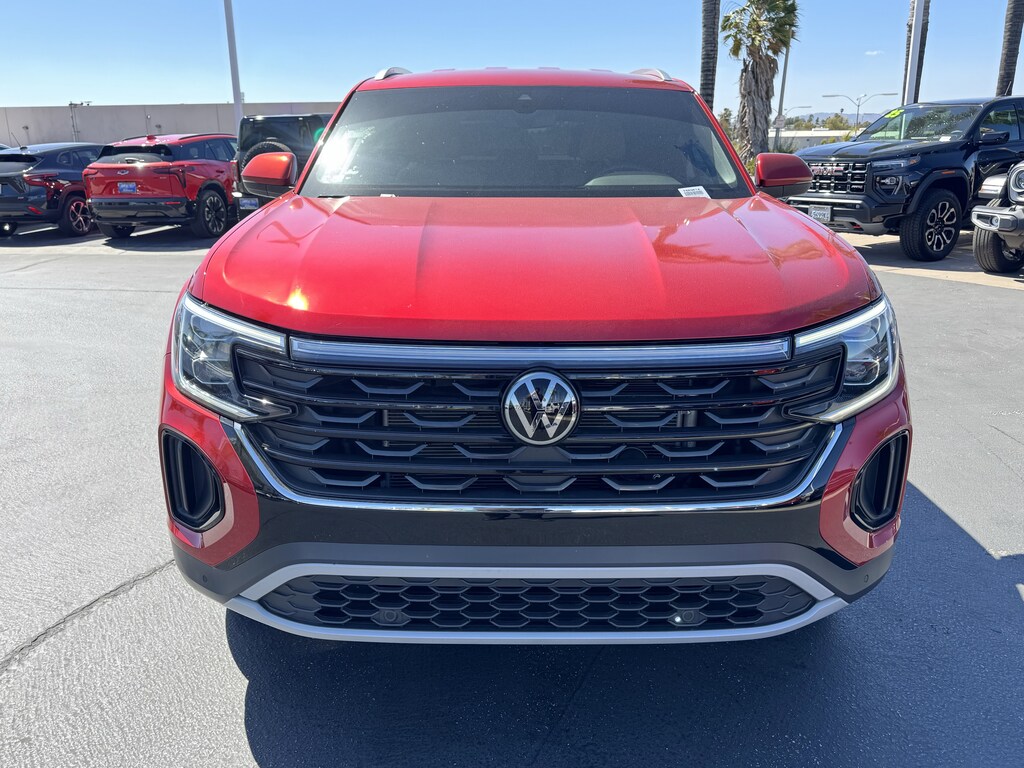 Used 2024 Volkswagen Atlas Cross Sport 2.0T SE w/Technology SUV