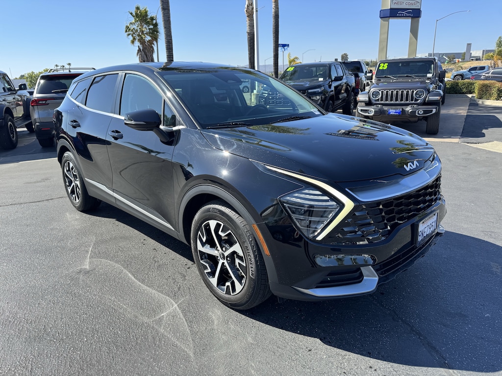 Used 2024 Kia Sportage EX SUV
