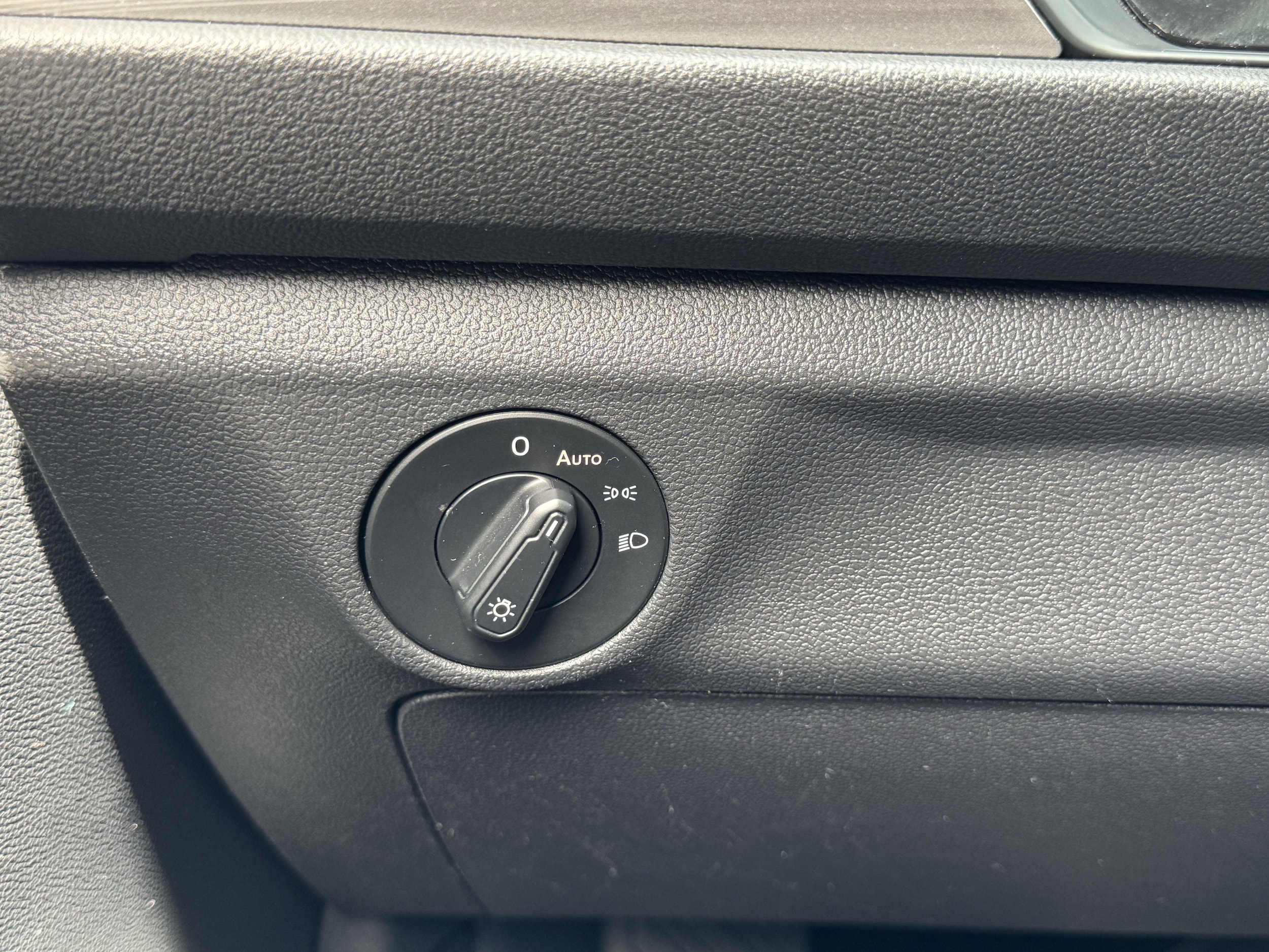 2019 Volkswagen Jetta 1.4T SEL photo 5