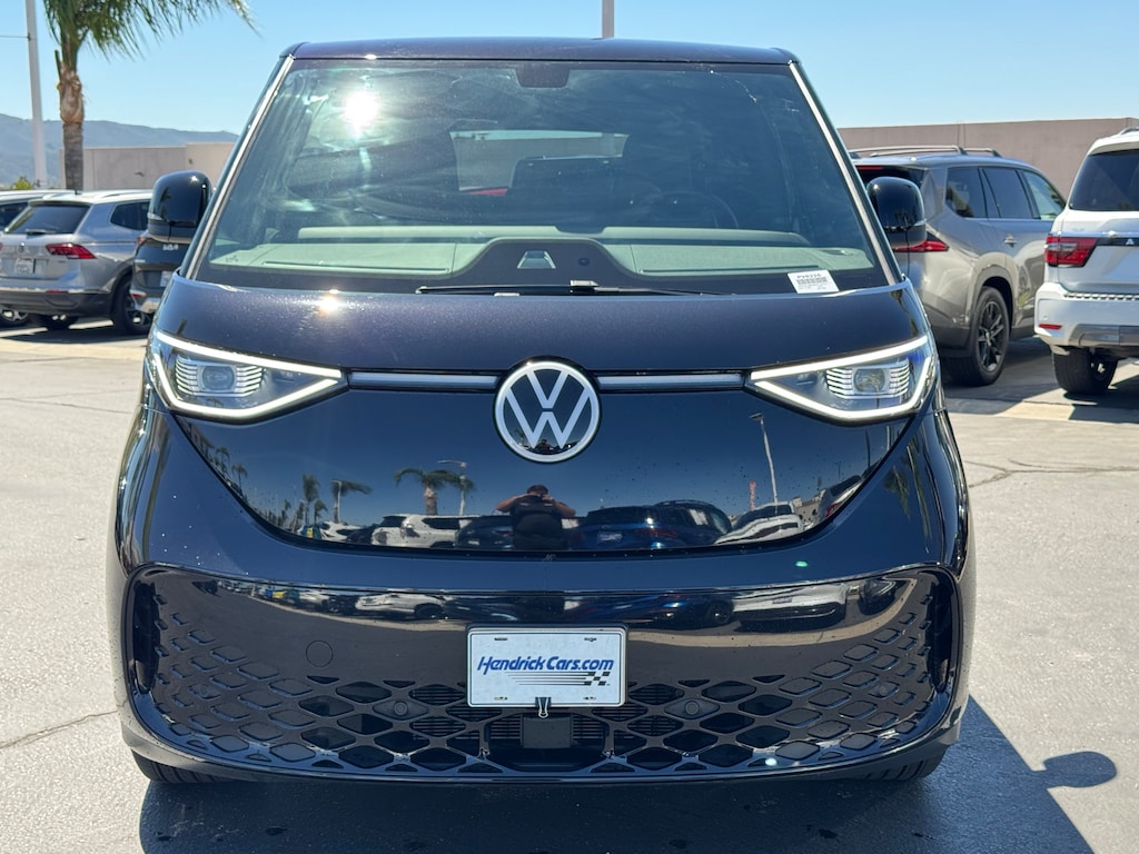 Used 2025 Volkswagen ID. Buzz Pro S Minivan