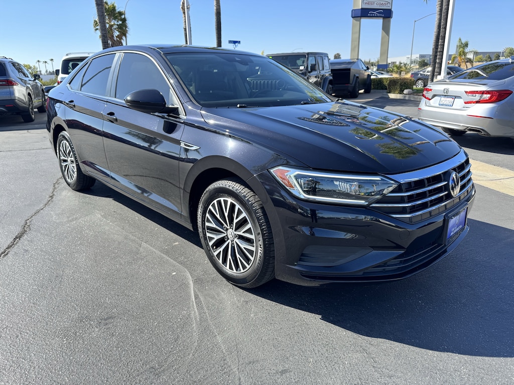 Used 2019 Volkswagen Jetta SEL Sedan