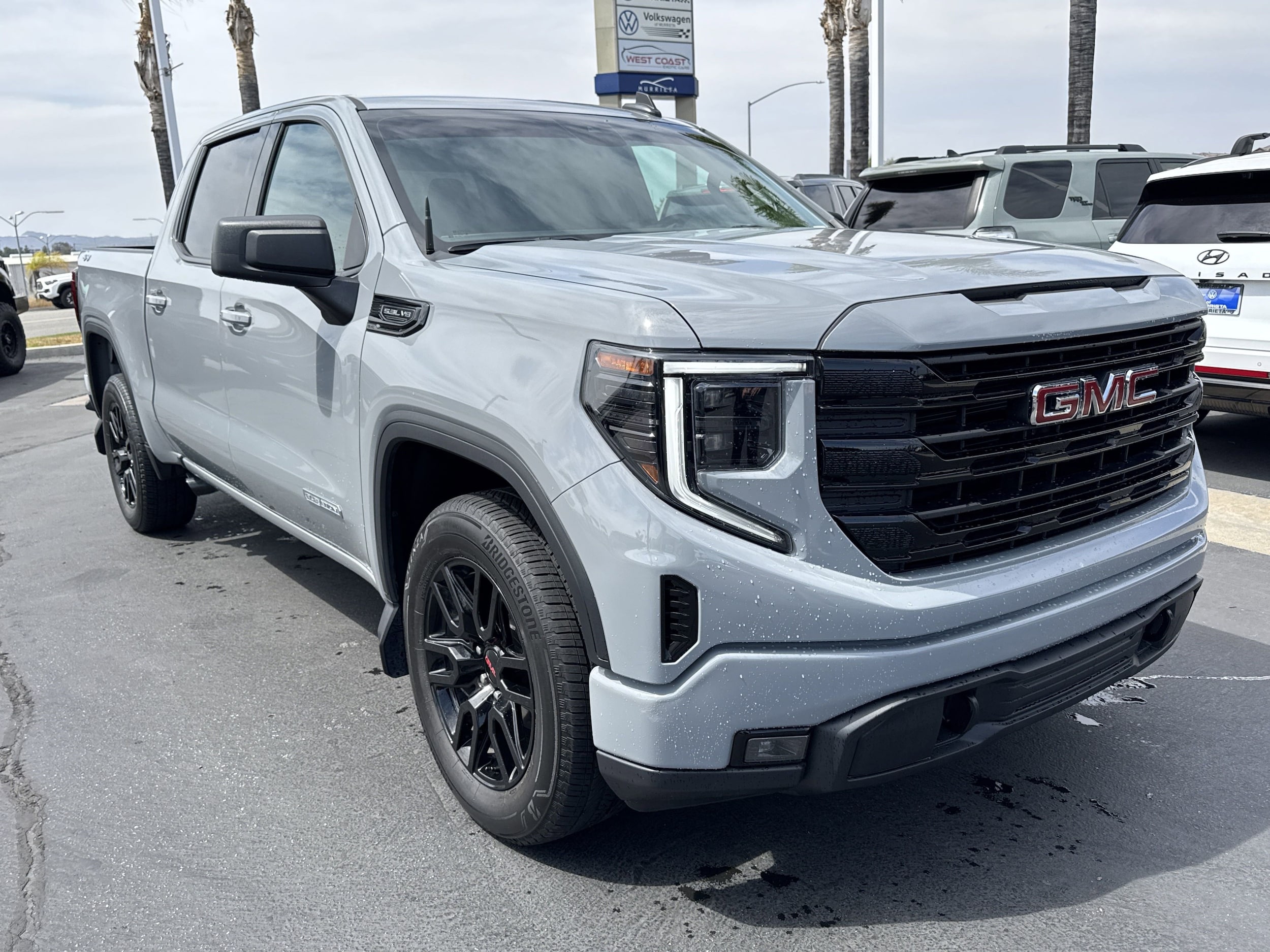 2024 GMC Sierra 1500 Elevation