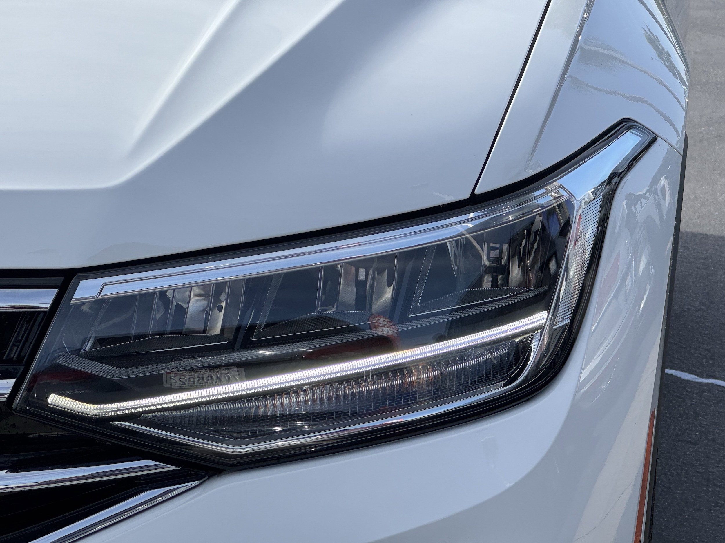 2024 Volkswagen Tiguan 2.0T SE photo 5