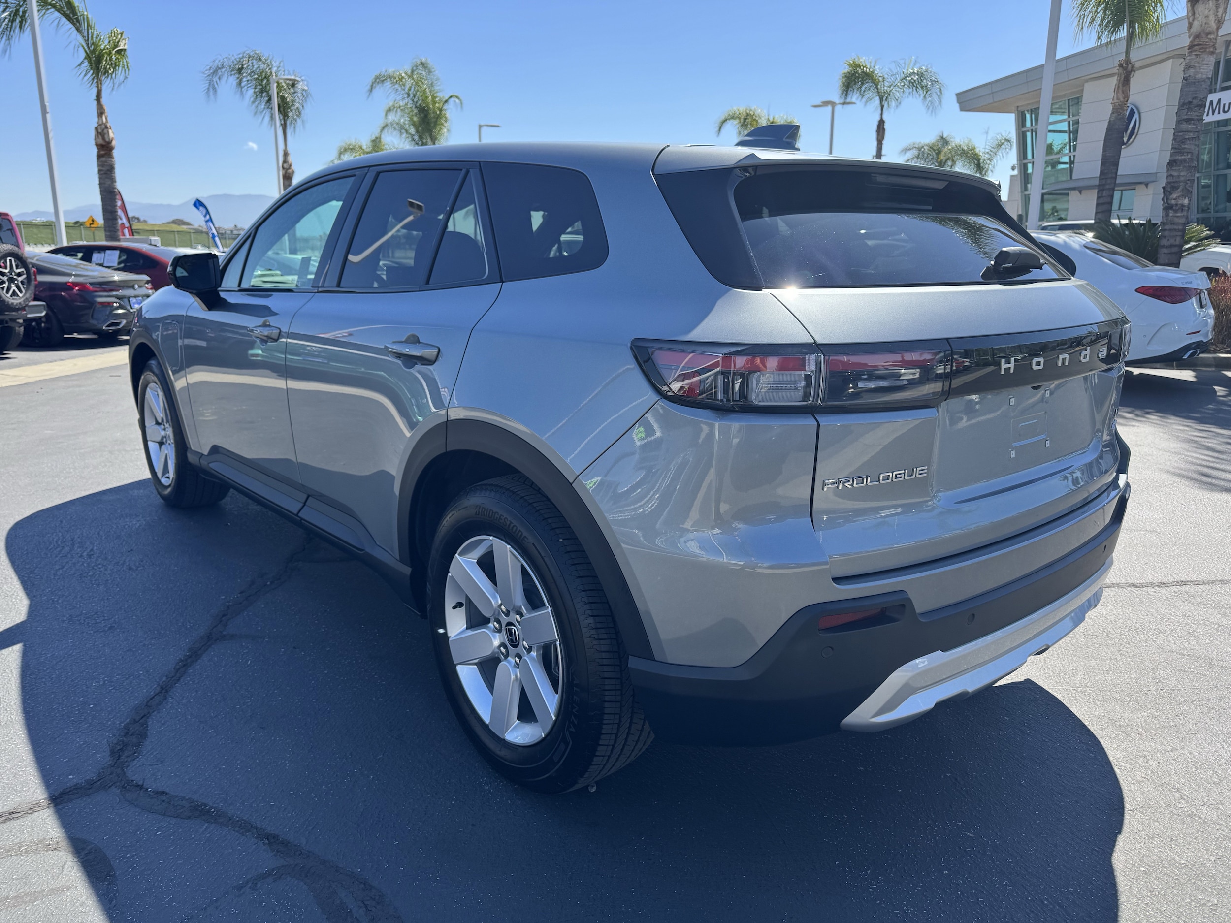 2025 Honda Prologue EX photo 3