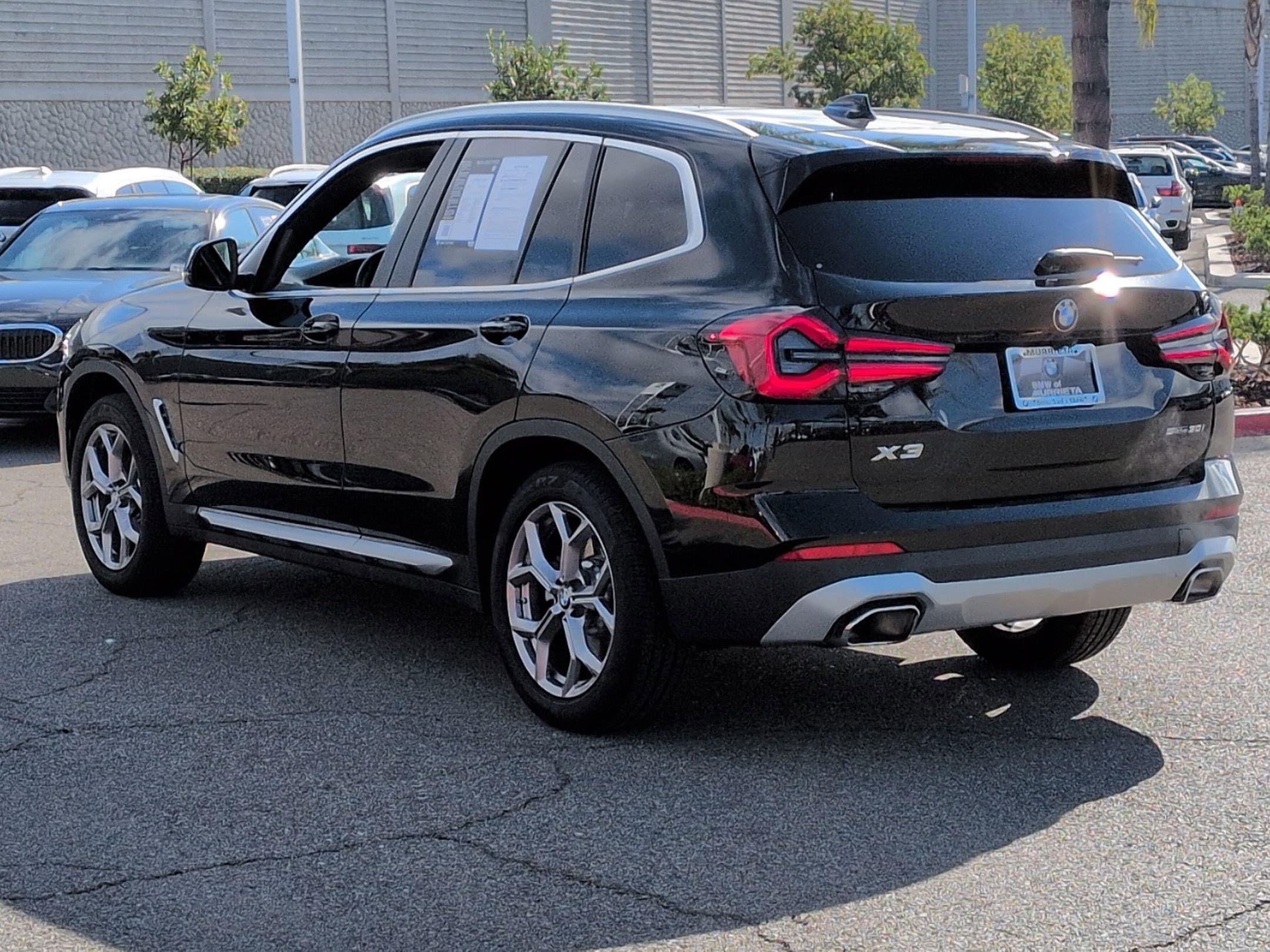 2023 BMW X3 sDrive30i photo 3