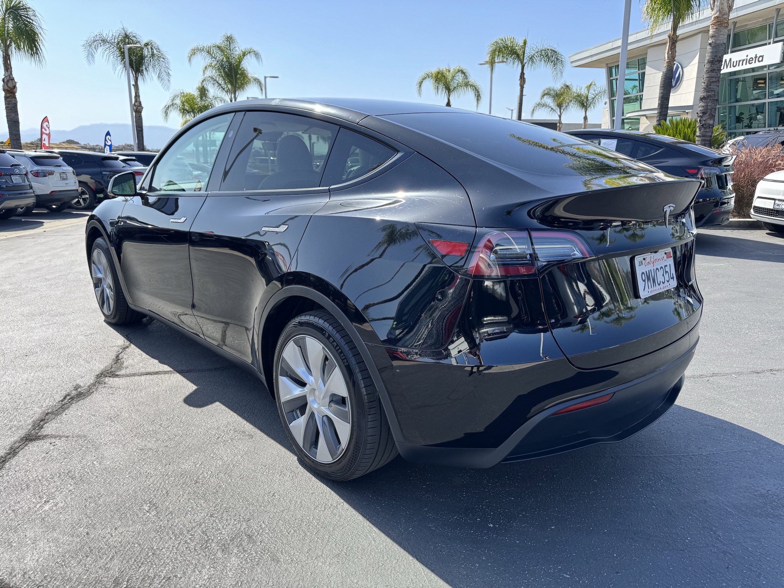 2024 Tesla Model Y Long Range photo 6