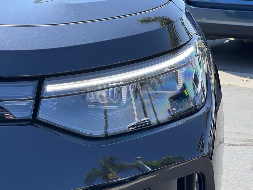 Certified 2025 Volkswagen Tiguan SE SUV