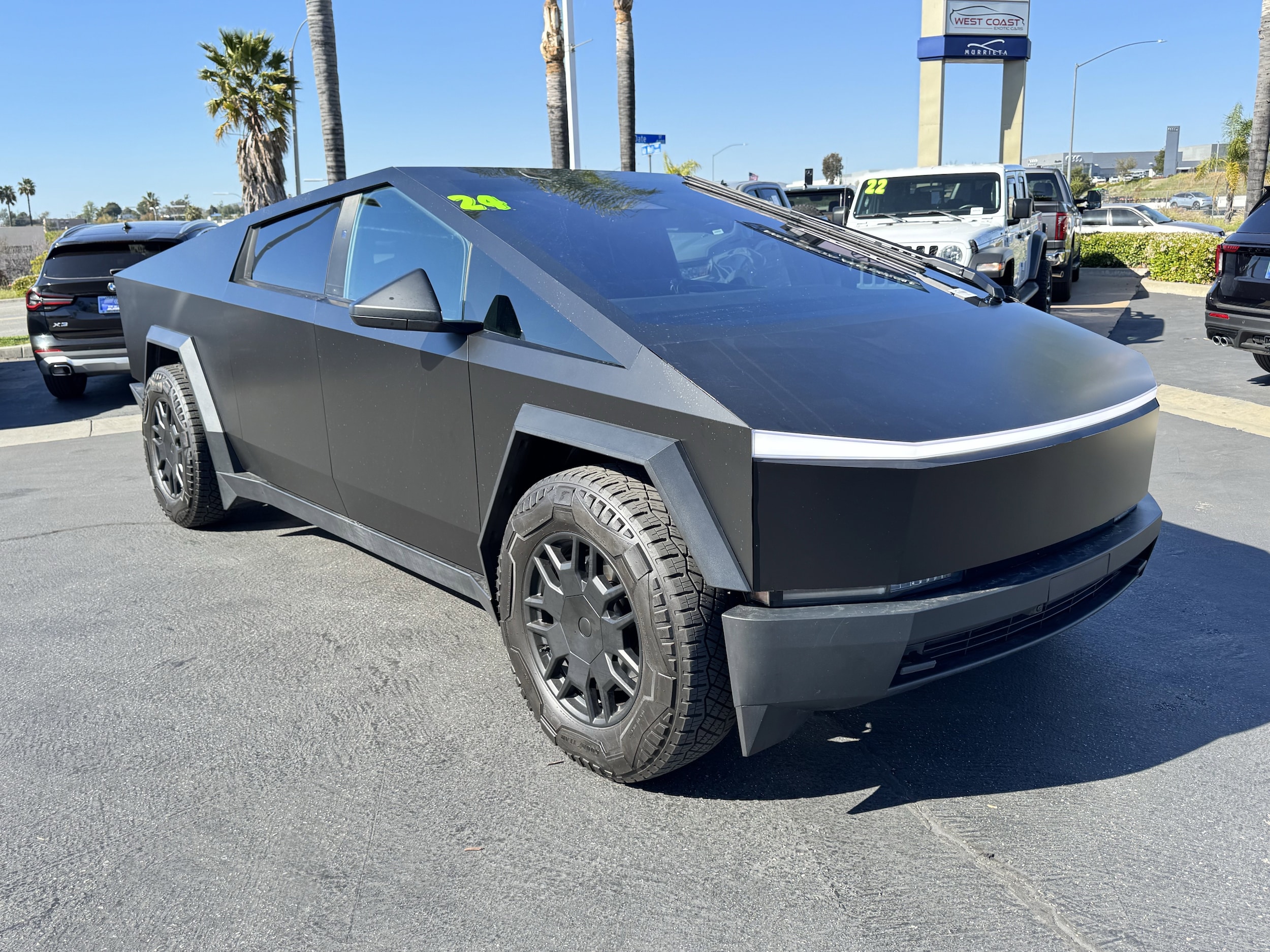 Tesla Cybertruck Cyberbeast