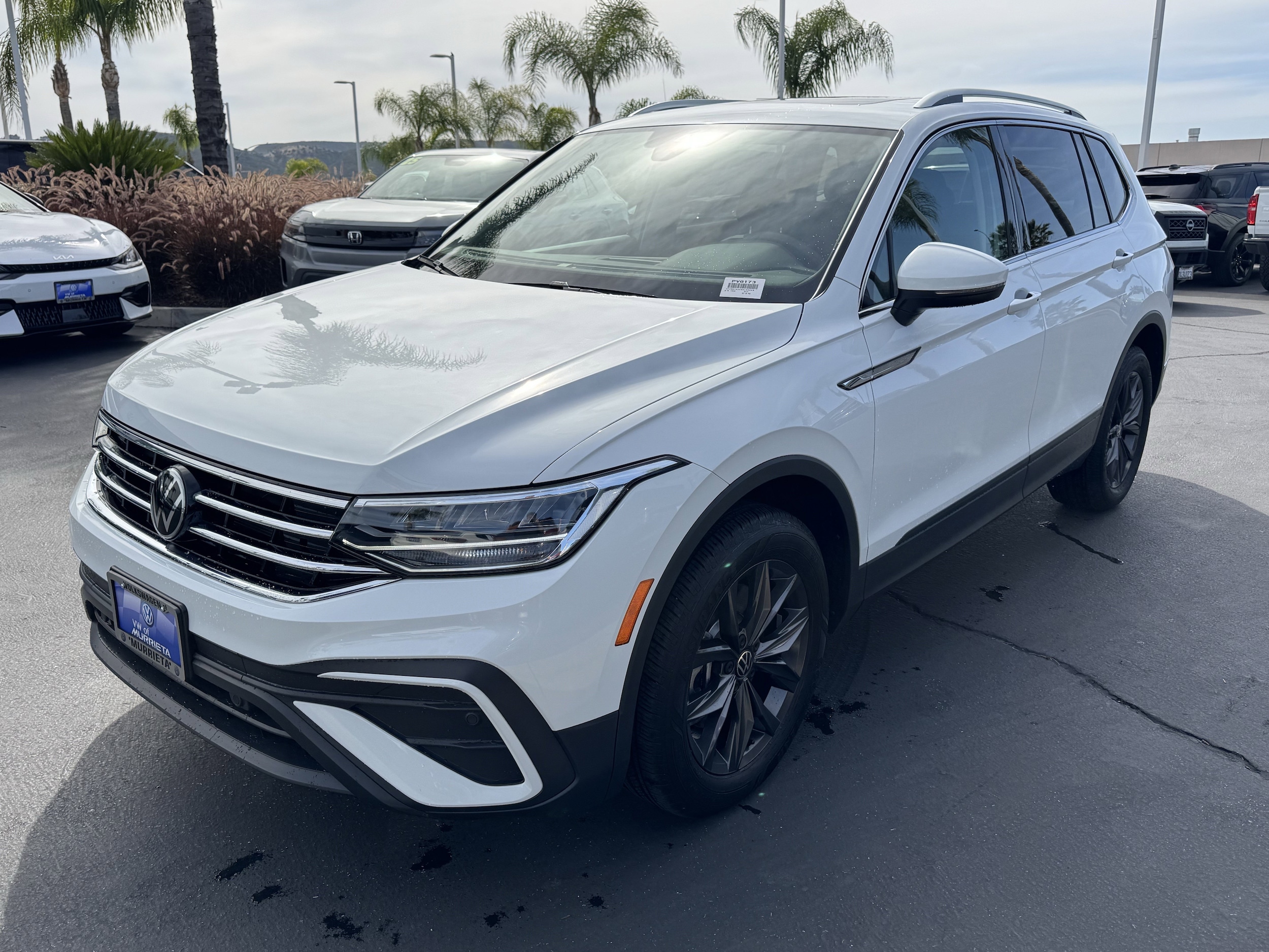 2024 Volkswagen Tiguan 2.0T SE photo 4