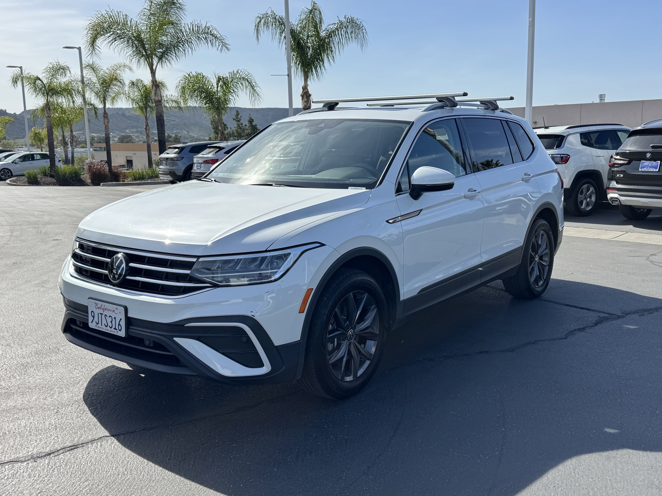 2023 Volkswagen Tiguan 2.0T SE photo 5