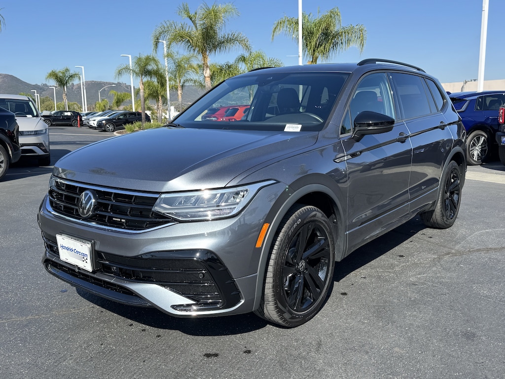 Used 2024 Volkswagen Tiguan SE R-Line Black SUV
