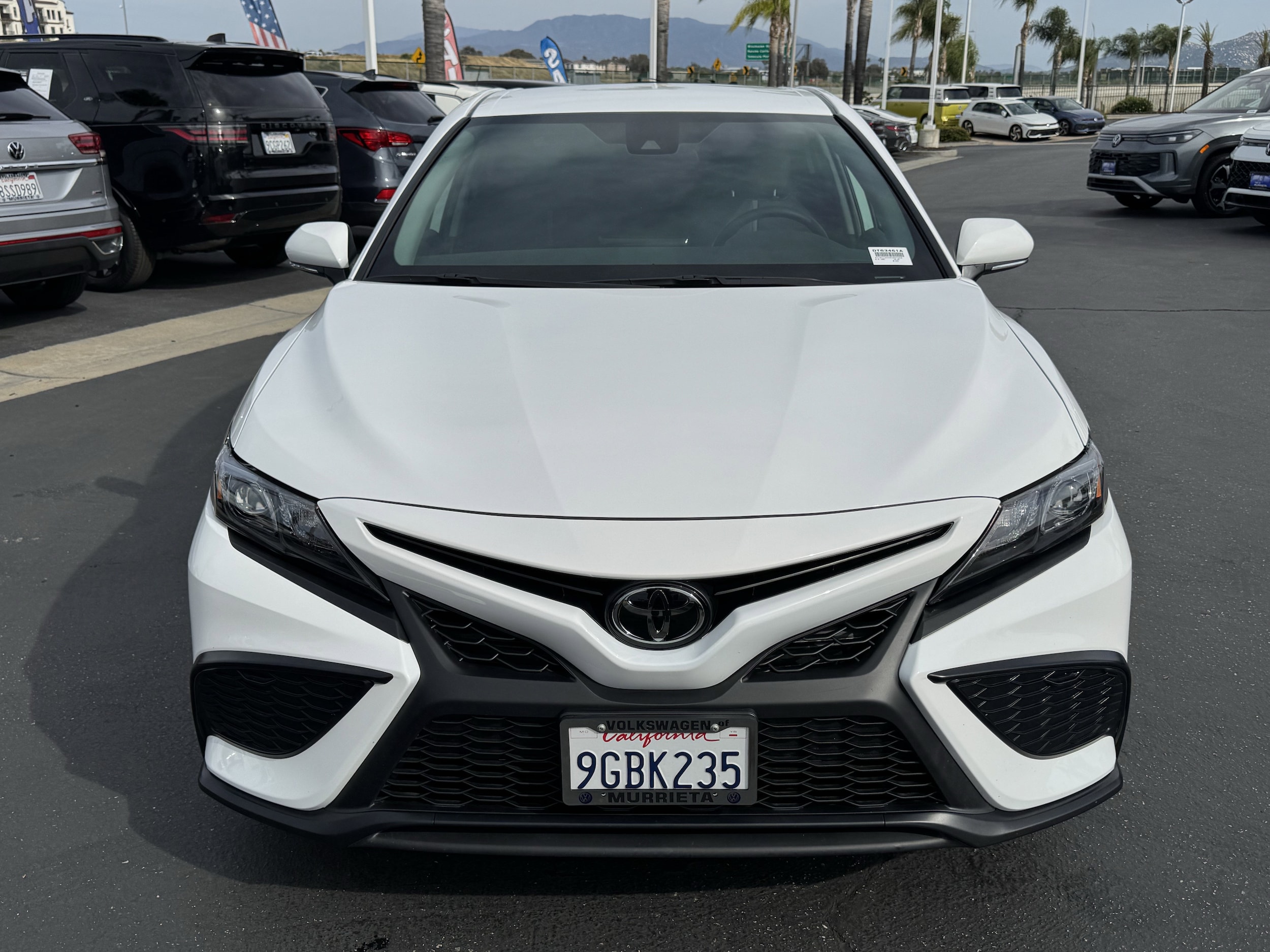 2023 Toyota Camry SE photo 2