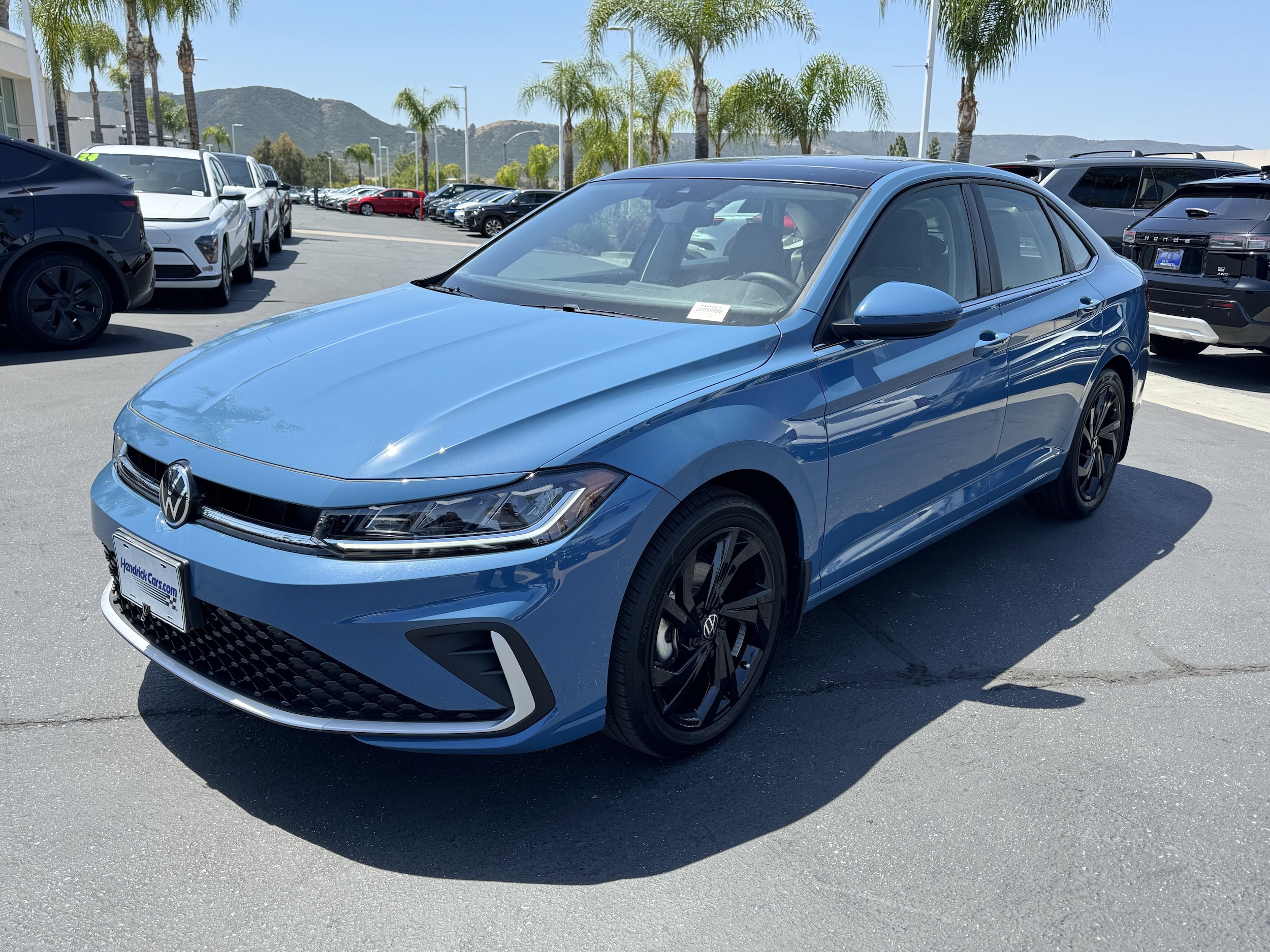 2025 Volkswagen Jetta 1.5T SE photo 4