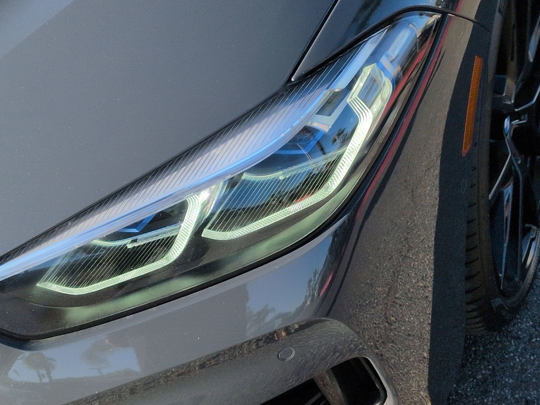 2023 BMW 8 Series M850i xDrive photo 4