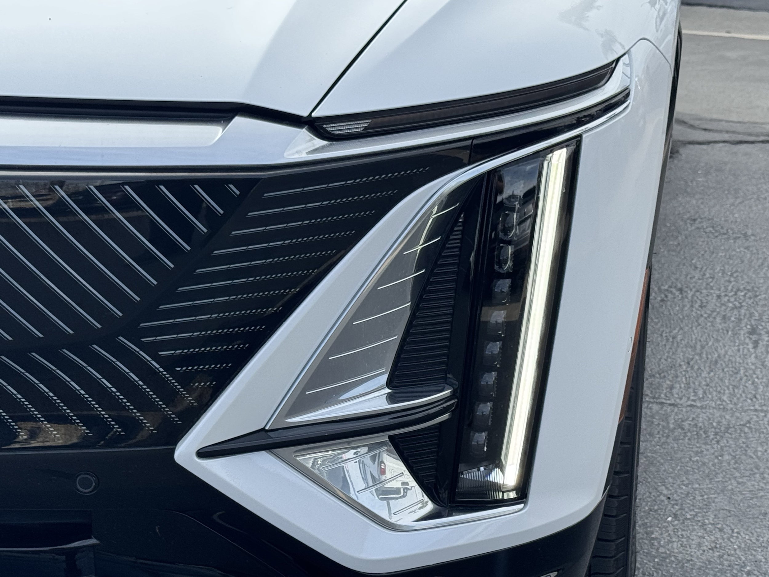 2024 CADILLAC Lyriq Luxury photo 5