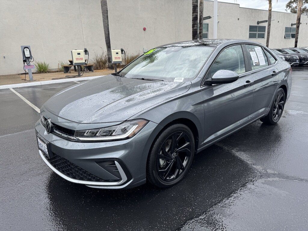 Used 2026 Volkswagen Jetta SE Sedan