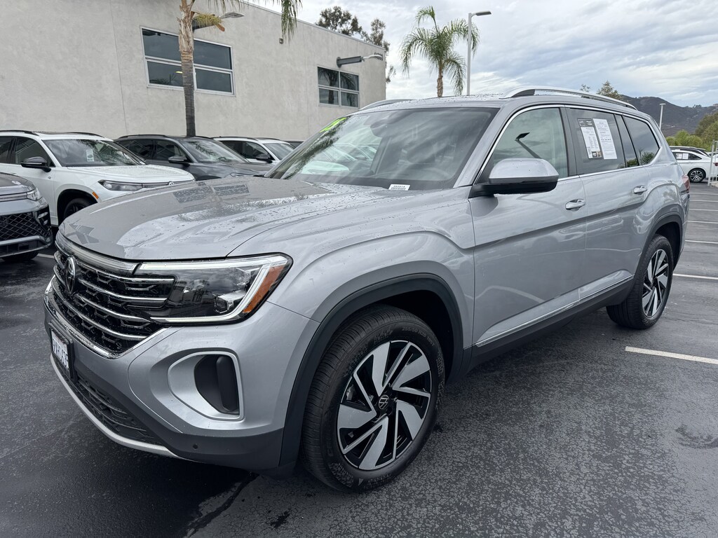 Used 2025 Volkswagen Atlas 2.0T SEL SUV