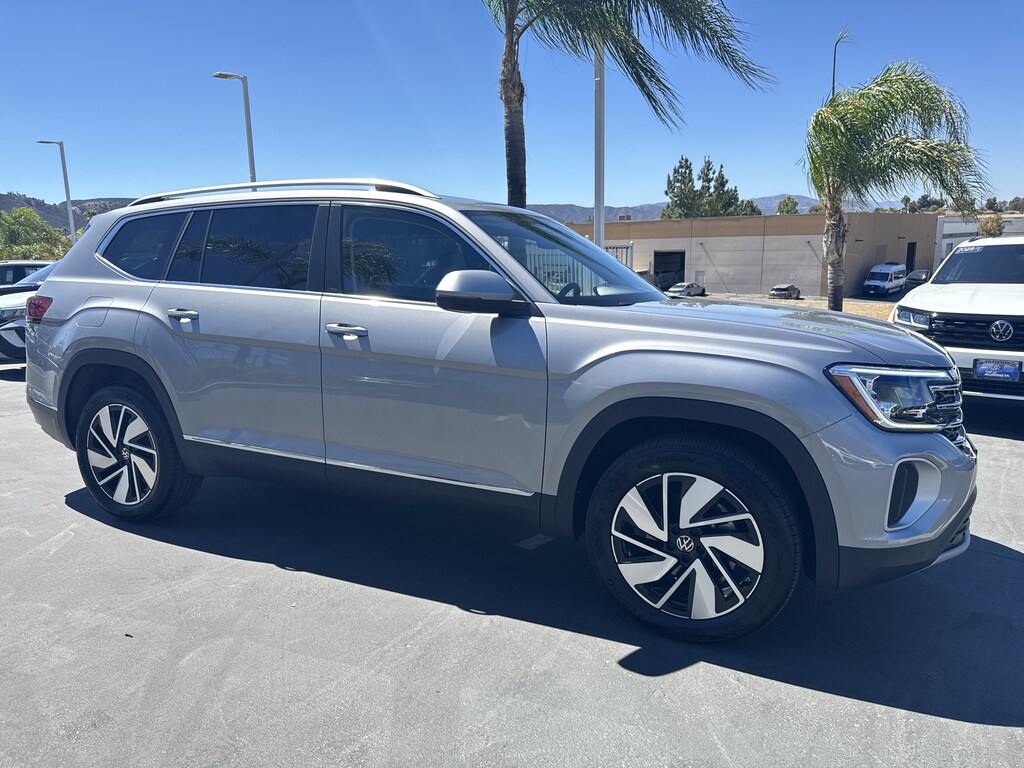 Used 2025 Volkswagen Atlas 2.0T SEL SUV