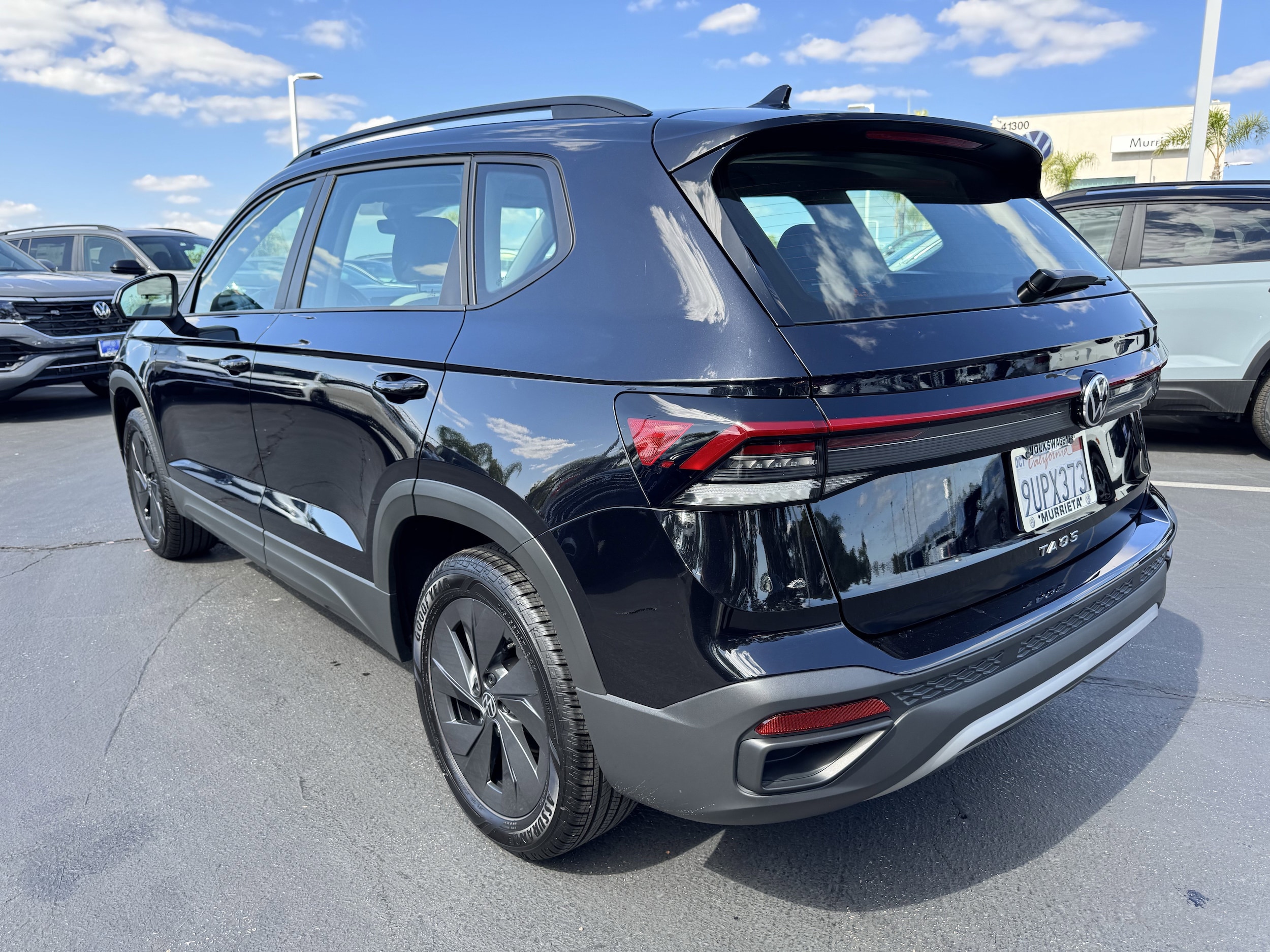 2025 Volkswagen Taos S photo 6