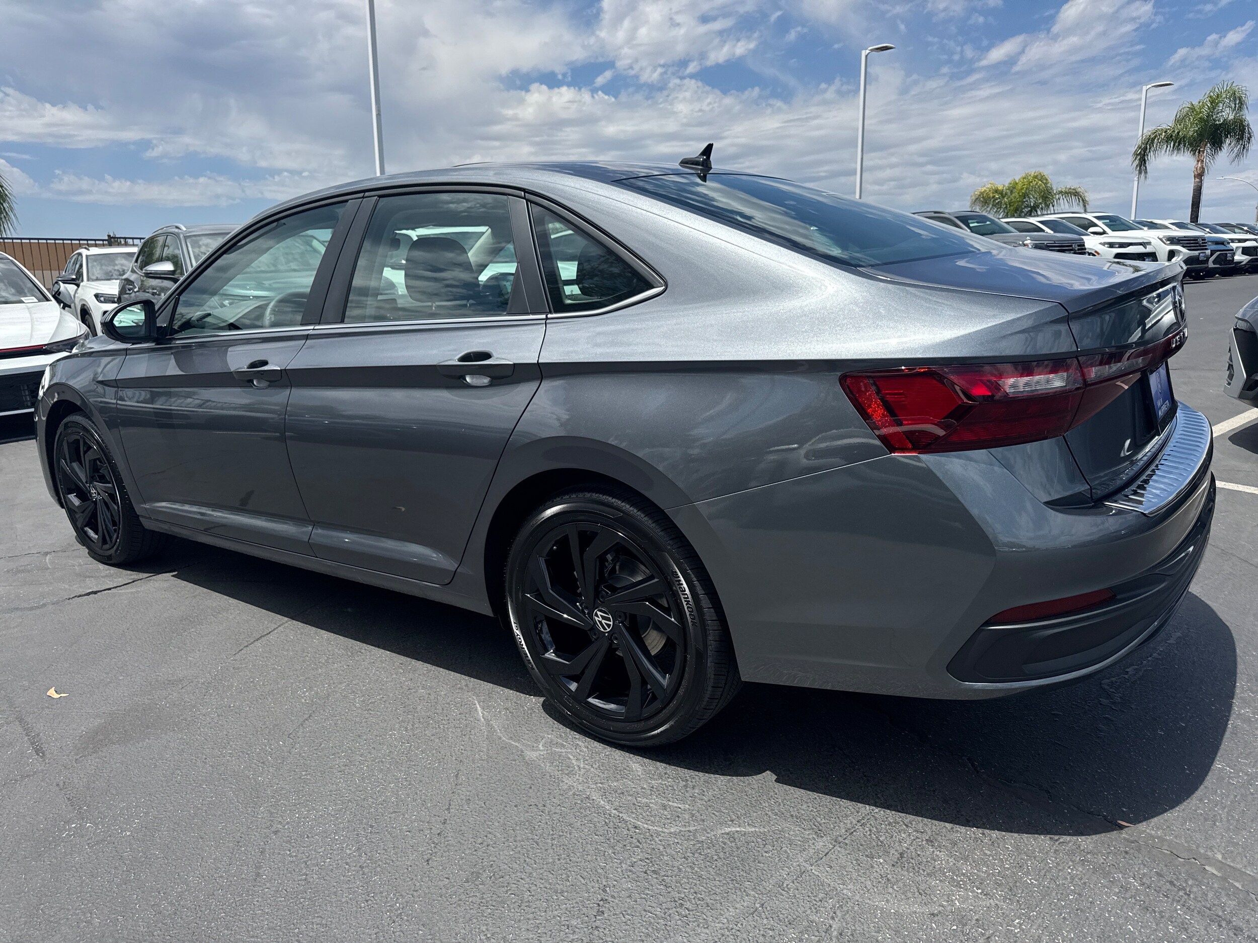 Volkswagen Jetta 1.5T SE